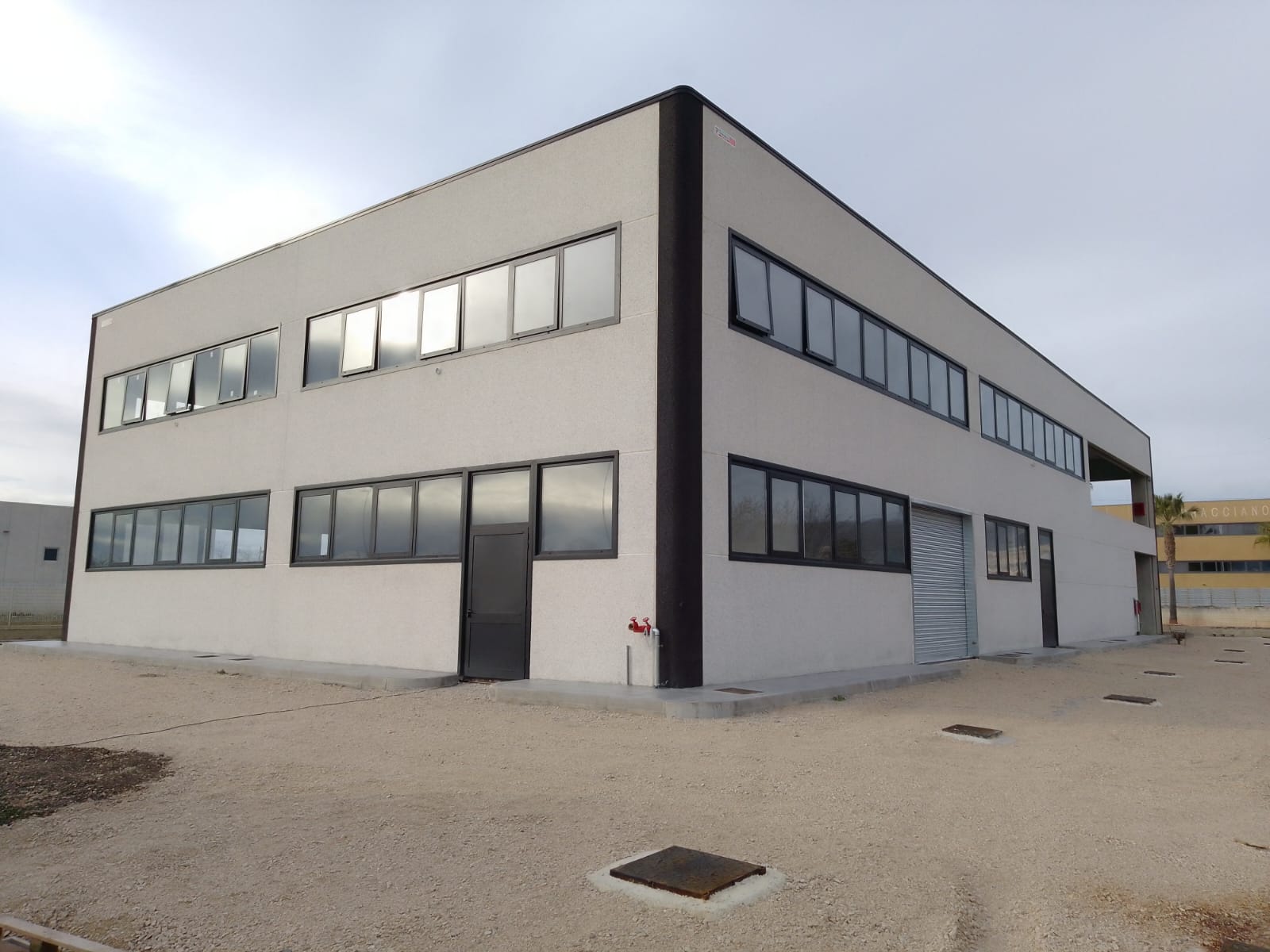 Autofficina Renault — foto 2